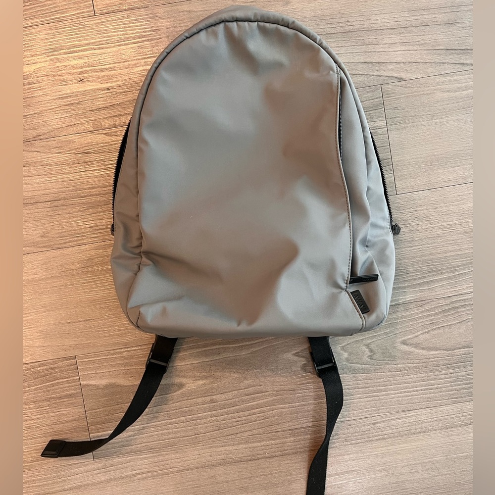 AWAY The Daypack